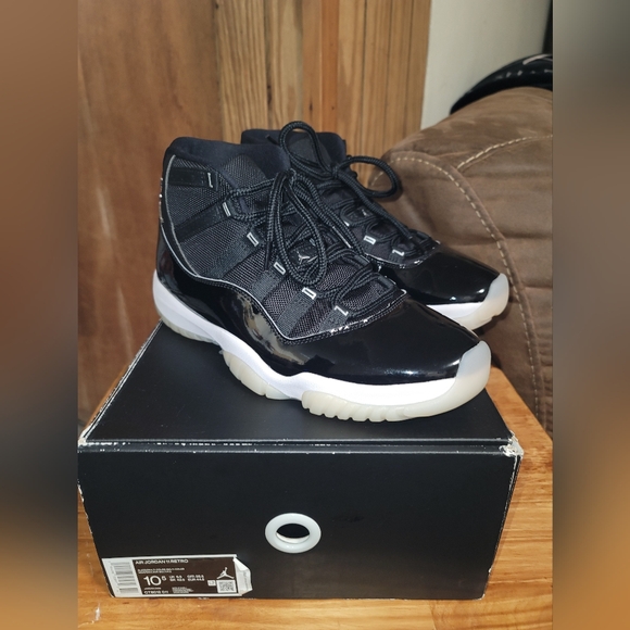 Air Jordan 11 Retro Jubilee. Mens Size 10.5